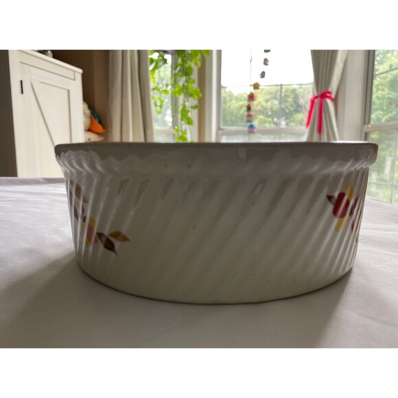 Halls Superior Autumn Leaves Casserole Souffle Dish 7 3/4" - Picture 2 of 7